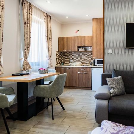 Allium Apartment Makó المظهر الخارجي الصورة