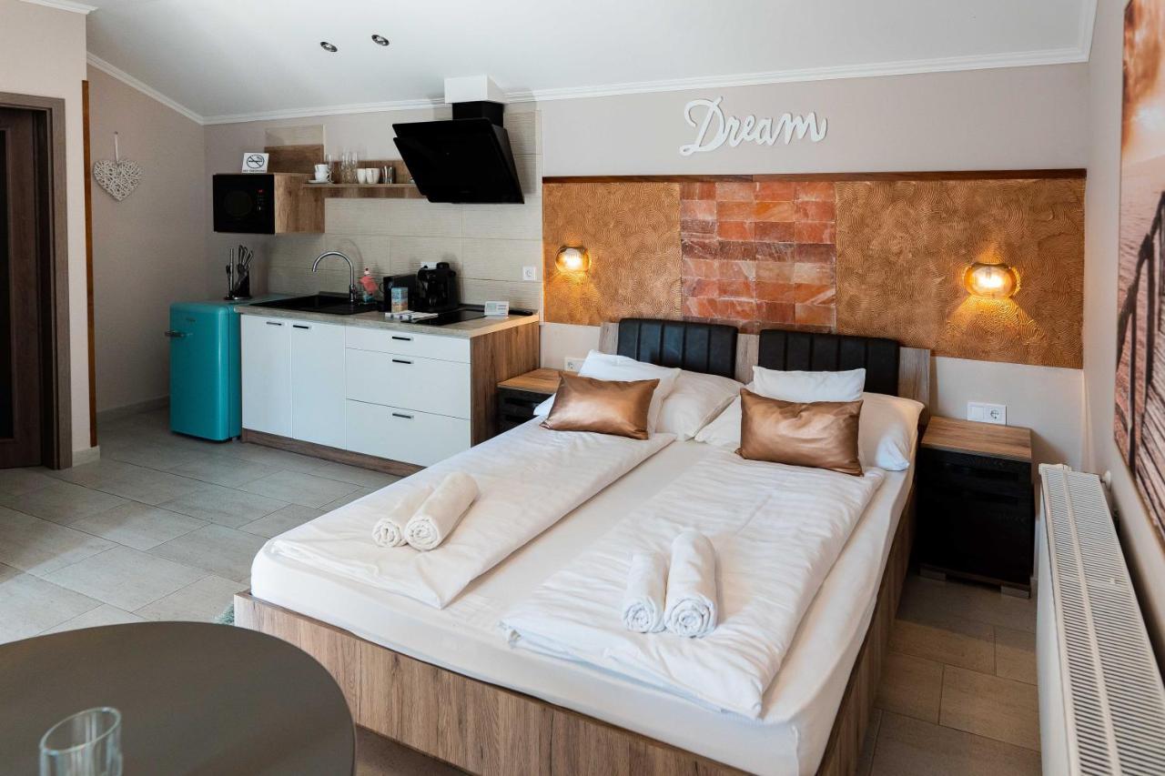 Allium Apartment Makó المظهر الخارجي الصورة