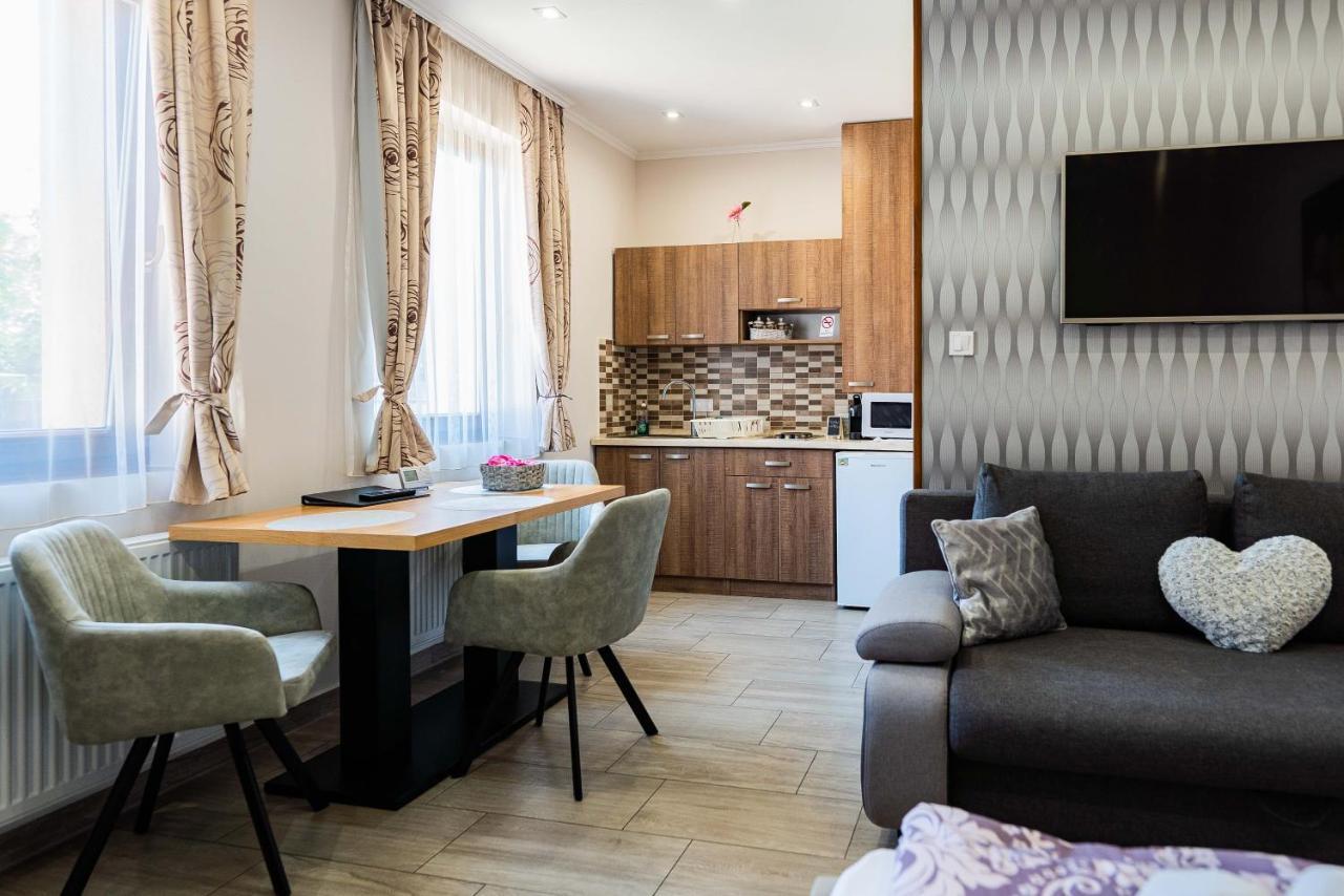 Allium Apartment Makó المظهر الخارجي الصورة