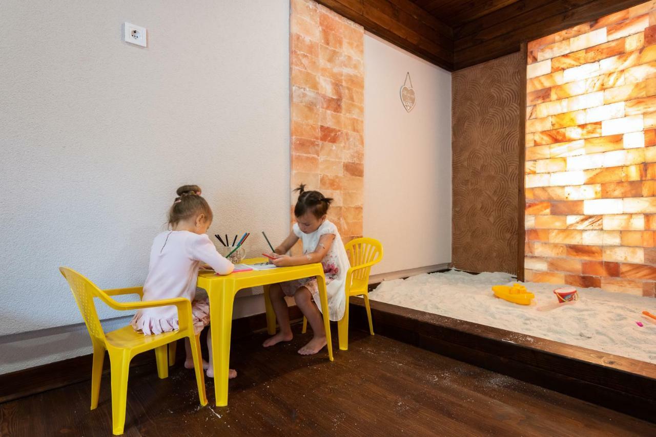 Allium Apartment Makó المظهر الخارجي الصورة