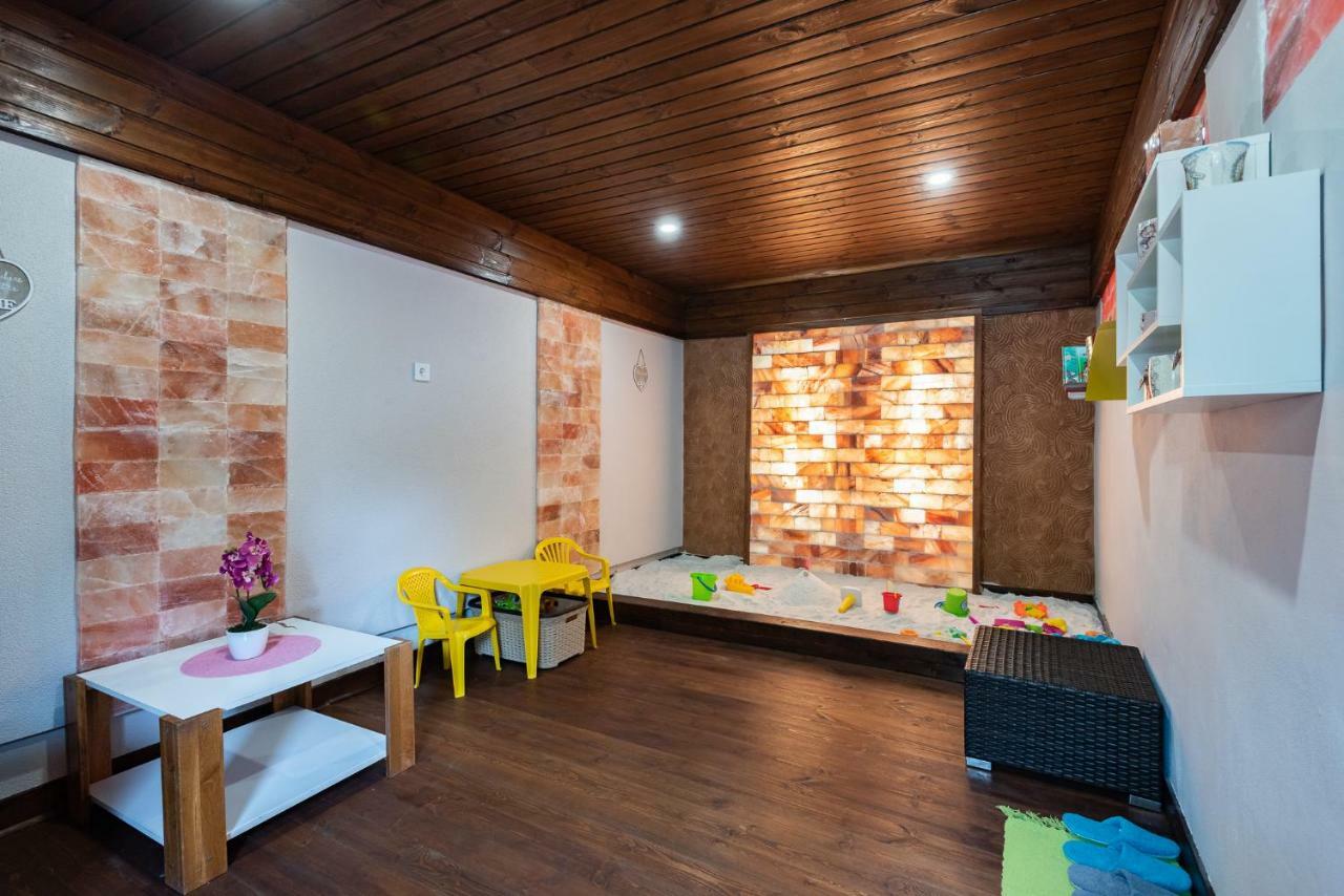 Allium Apartment Makó المظهر الخارجي الصورة